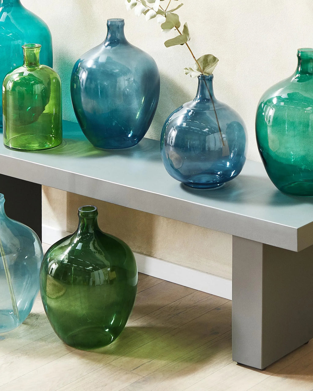 Vase décoratif en verre bleu 31 cm